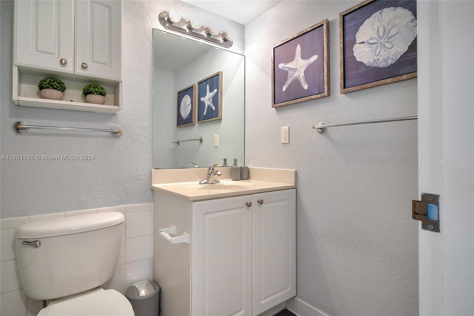 WAVE CONDO - Residential Lease