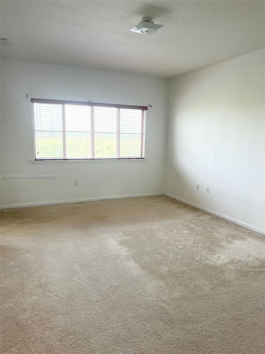 SUNSET LAKE TOWNHOMES - Residential
