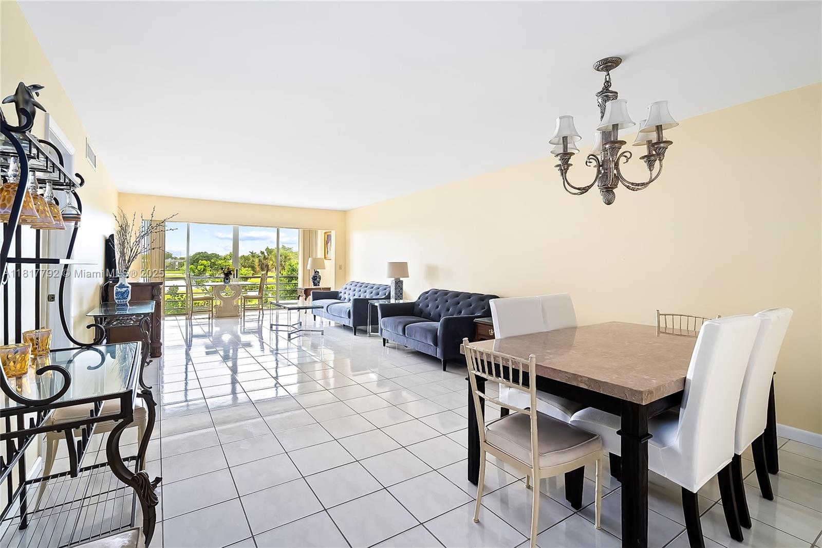 FOUNTAINS OF PALM BEACH C - Residential Lease