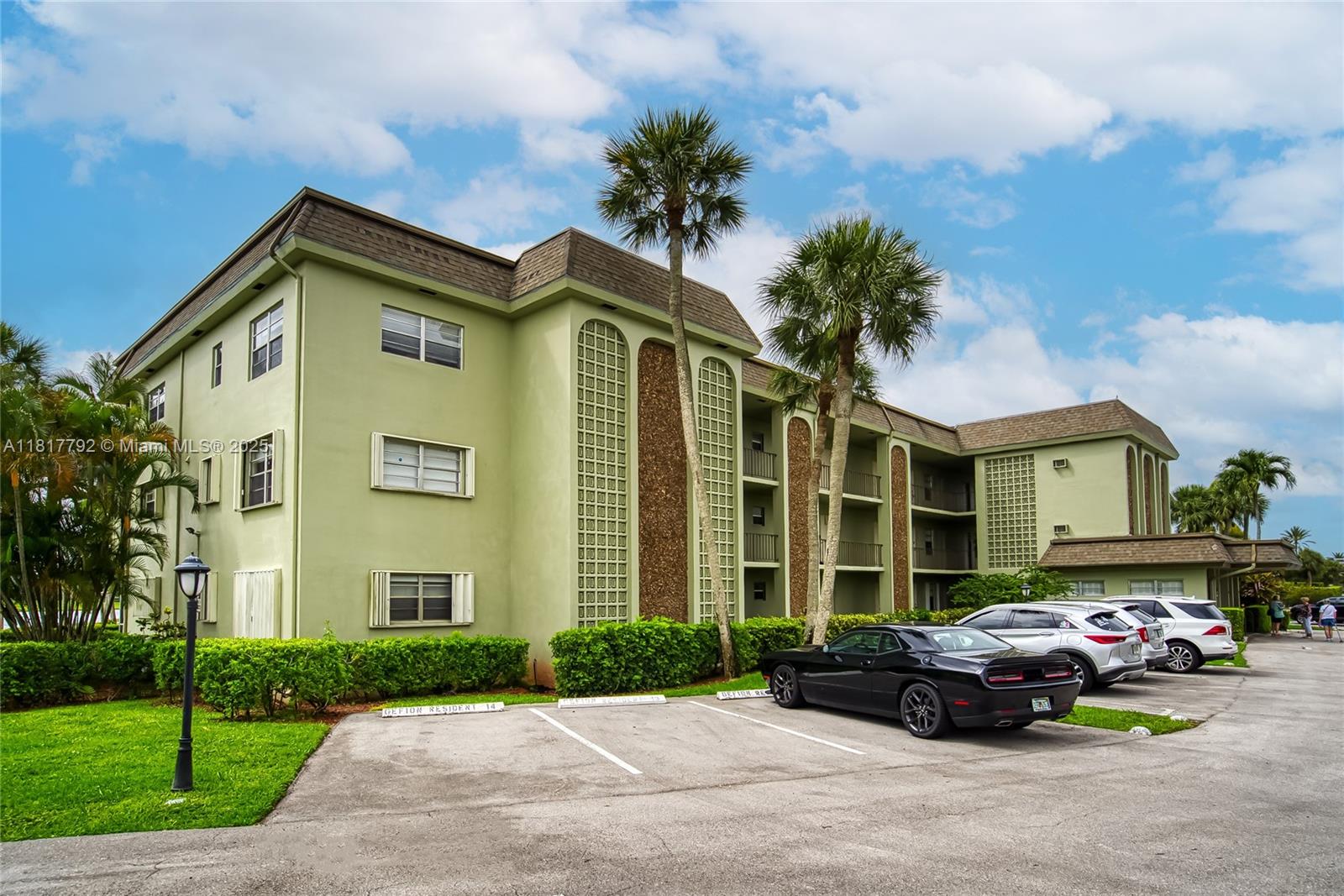 FOUNTAINS OF PALM BEACH C - Residential Lease