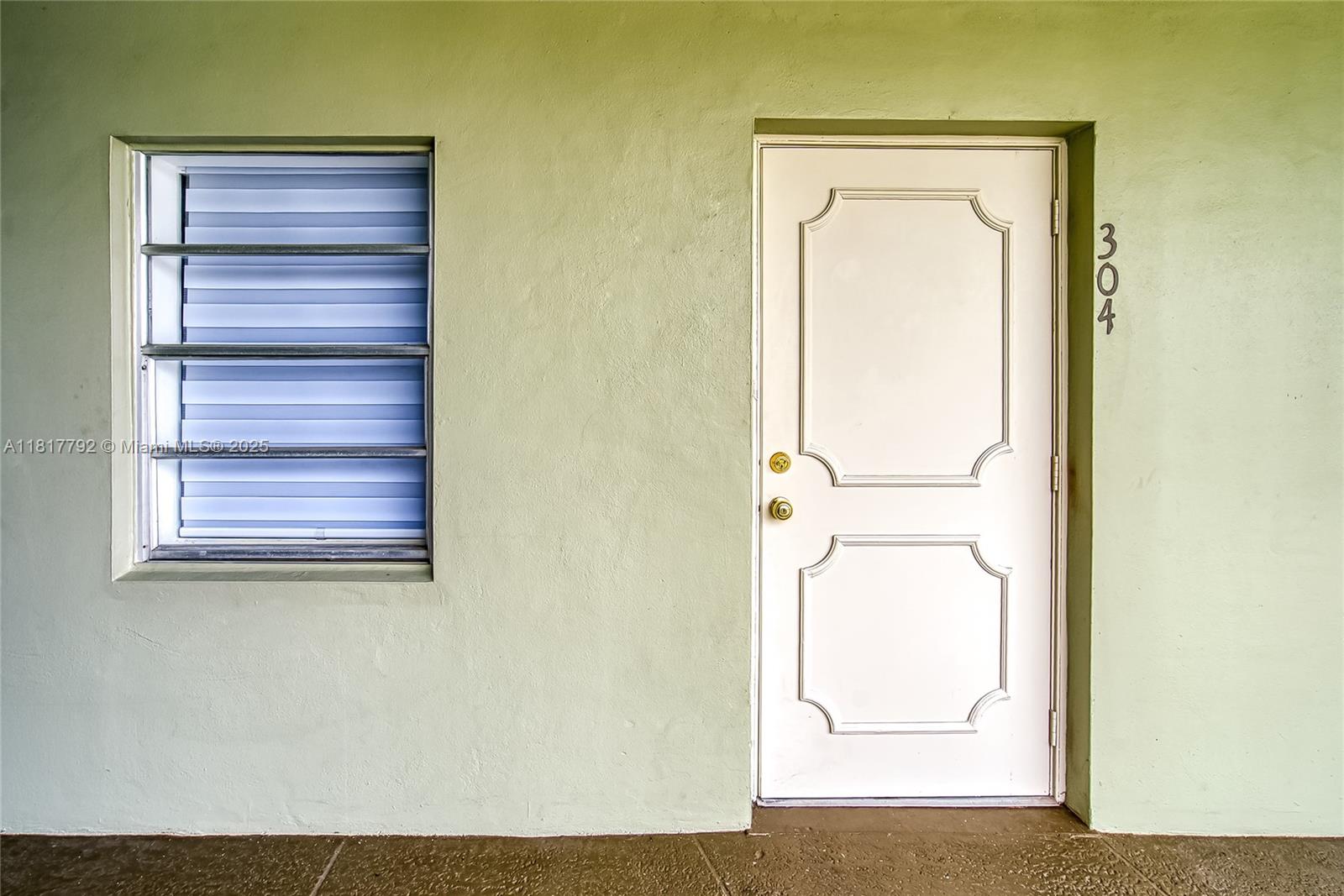 FOUNTAINS OF PALM BEACH C - Residential Lease