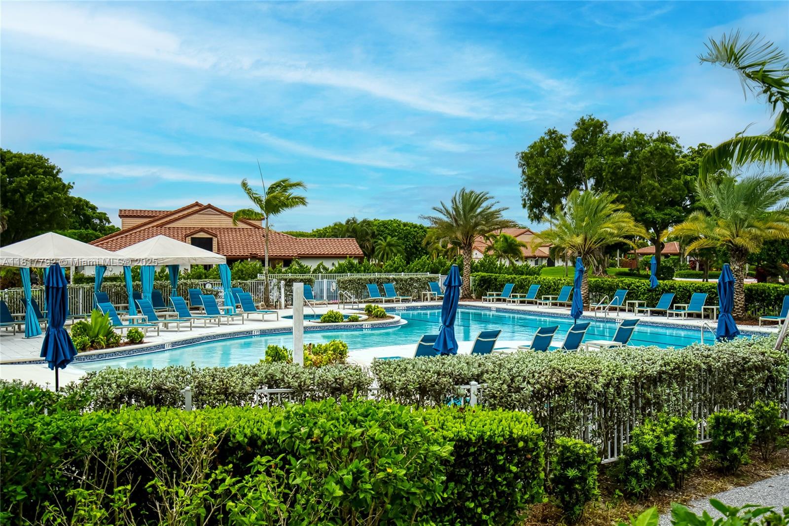 FOUNTAINS OF PALM BEACH C - Residential Lease