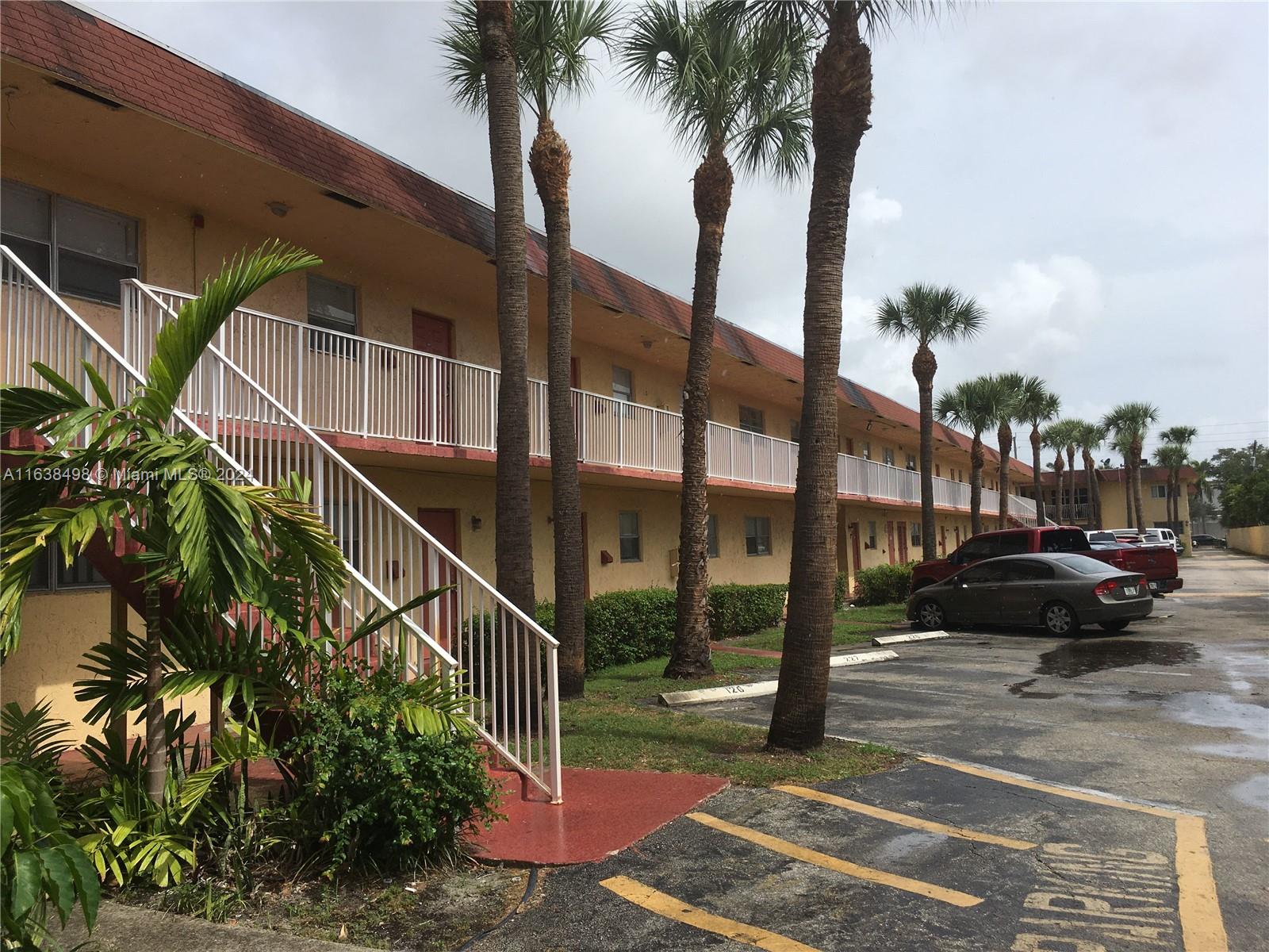 COURTYARDS AT CIMARRON CO - Residential Lease