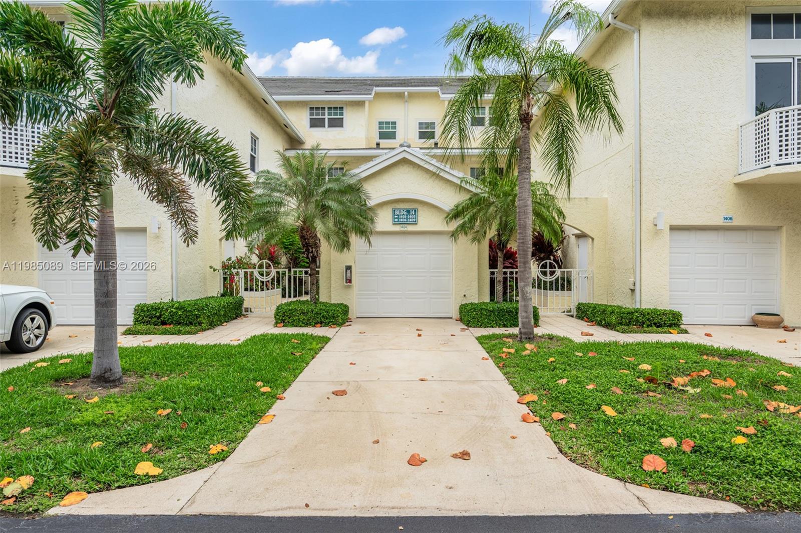 Sea Colony, Jupiter — beautifully renovated 3BR/3BA first-floor condo, one of just 19 rare single-story residences with no steps inside or out. This move-in-ready home features a modern kitchen with granite countertops, custom wood cabinetry, and stainless steel appliances, complemented by wood-look porcelain tile flooring throughout. All three bathrooms have been fully updated, and the thoughtfully designed split-bedroom layout offers ideal privacy for residents and guests. Enjoy two private patios that open to a serene, lush green space, plus a short walk to the community’s resort-style pool.
Located just steps from beach access and the Atlantic Ocean, this dog-friendly, gated community allows two pets and provides 24-hour security for peace of mind. **EZ to show on Supra. Text listing agent for security gate entry.**
