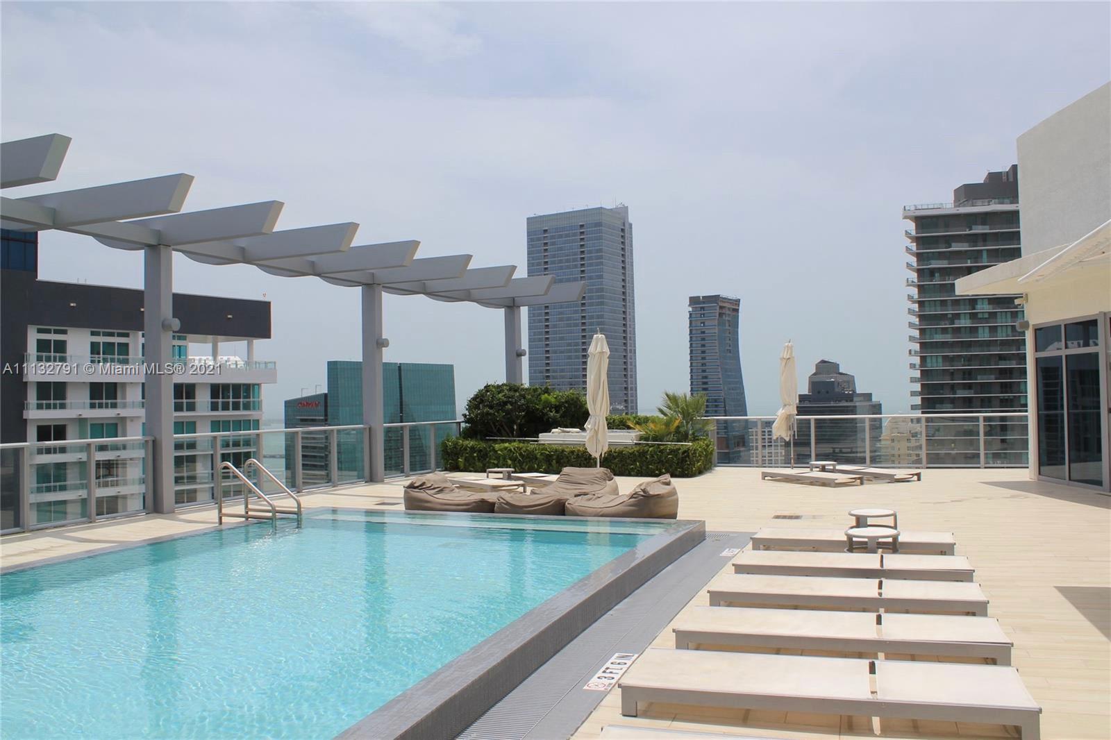1100 MILLECENTO RESIDENCE - Residential Lease