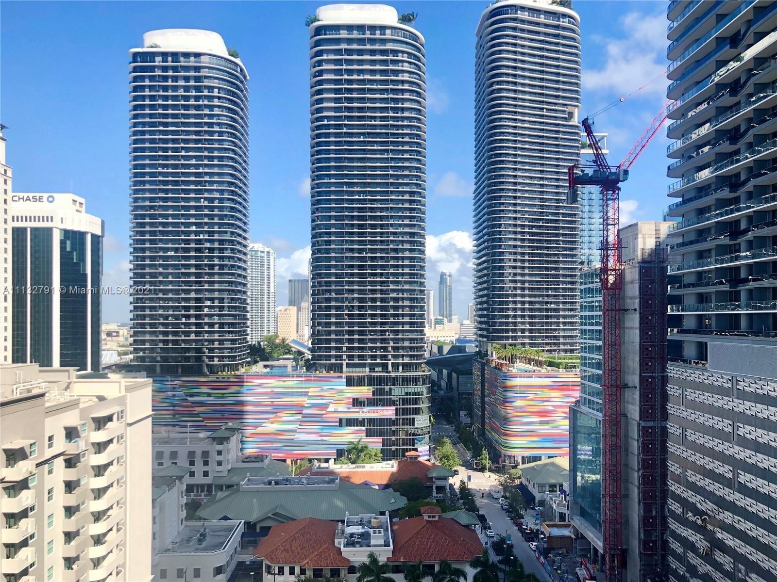1100 MILLECENTO RESIDENCE - Residential Lease