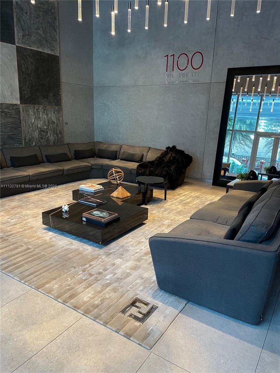 1100 MILLECENTO RESIDENCE - Residential Lease