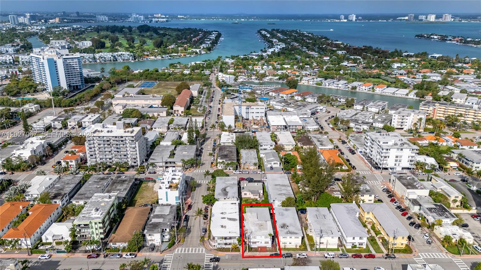 VICTORIA CONDO - Residential