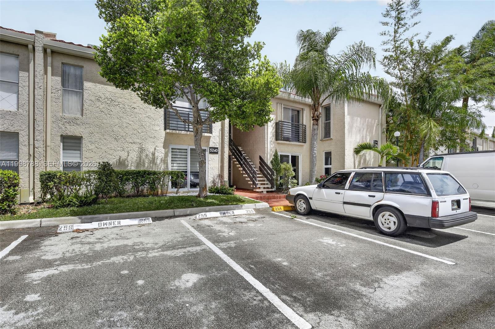 EMBARCADERO CONDO - Residential