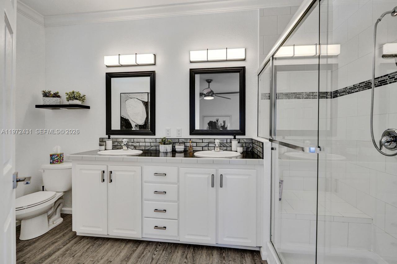 NORTHERN PINES MOBILE HOM - Residential