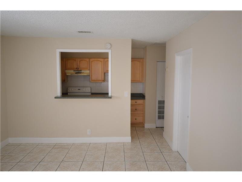 HOLLYWOOD SOUTH SIDE ADD - Residential Lease