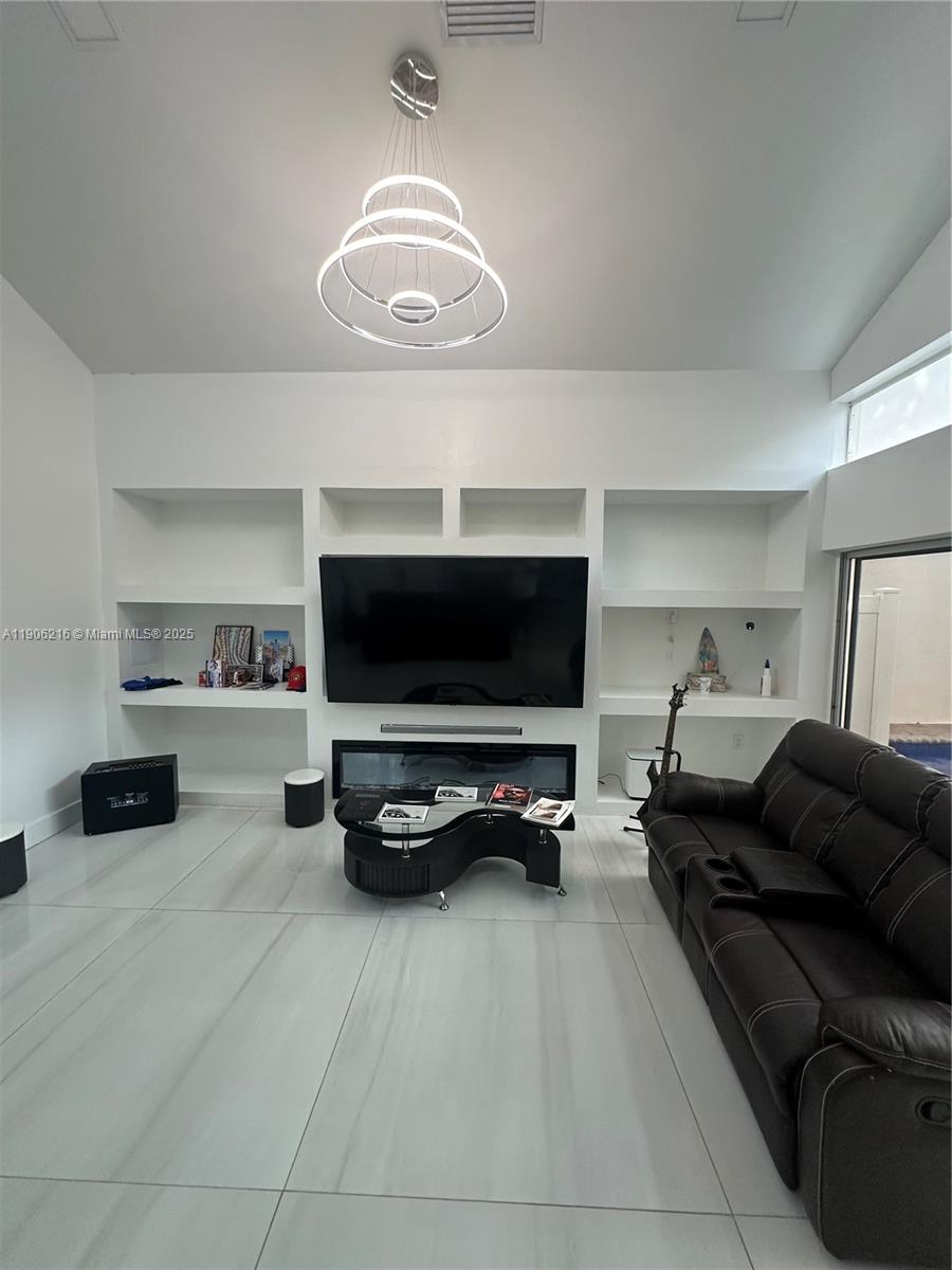 WEST LAKE VILLAGE PLAT - Residential