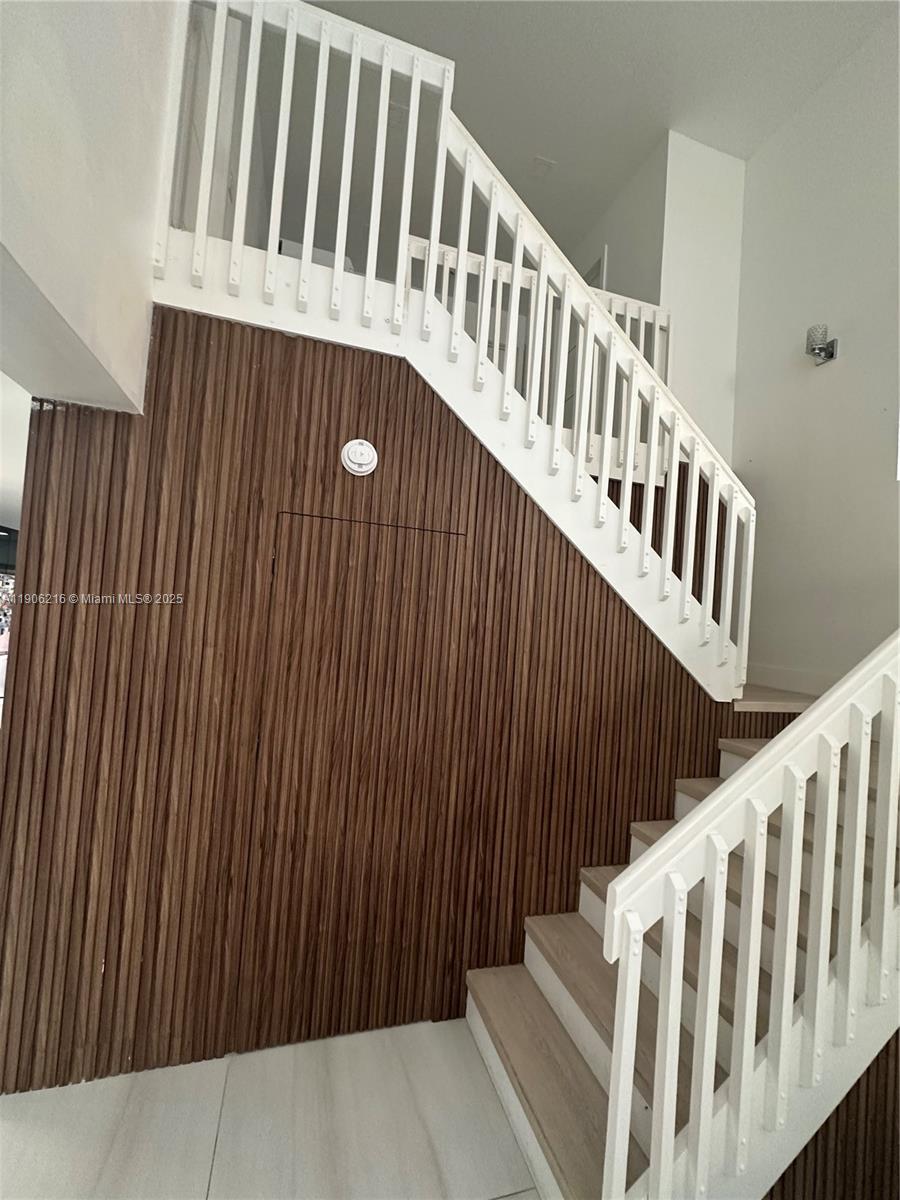 WEST LAKE VILLAGE PLAT - Residential