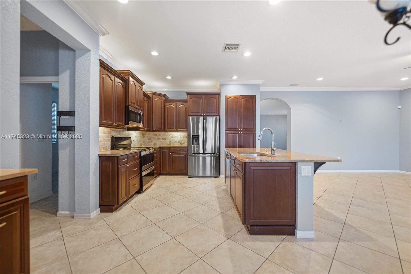 SILVER SHORES (PARCELS A - Residential Lease
