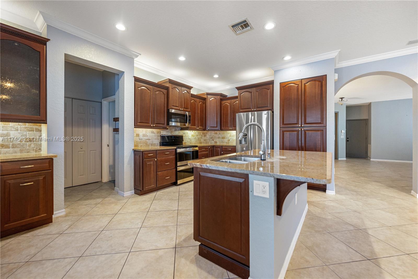SILVER SHORES (PARCELS A - Residential Lease