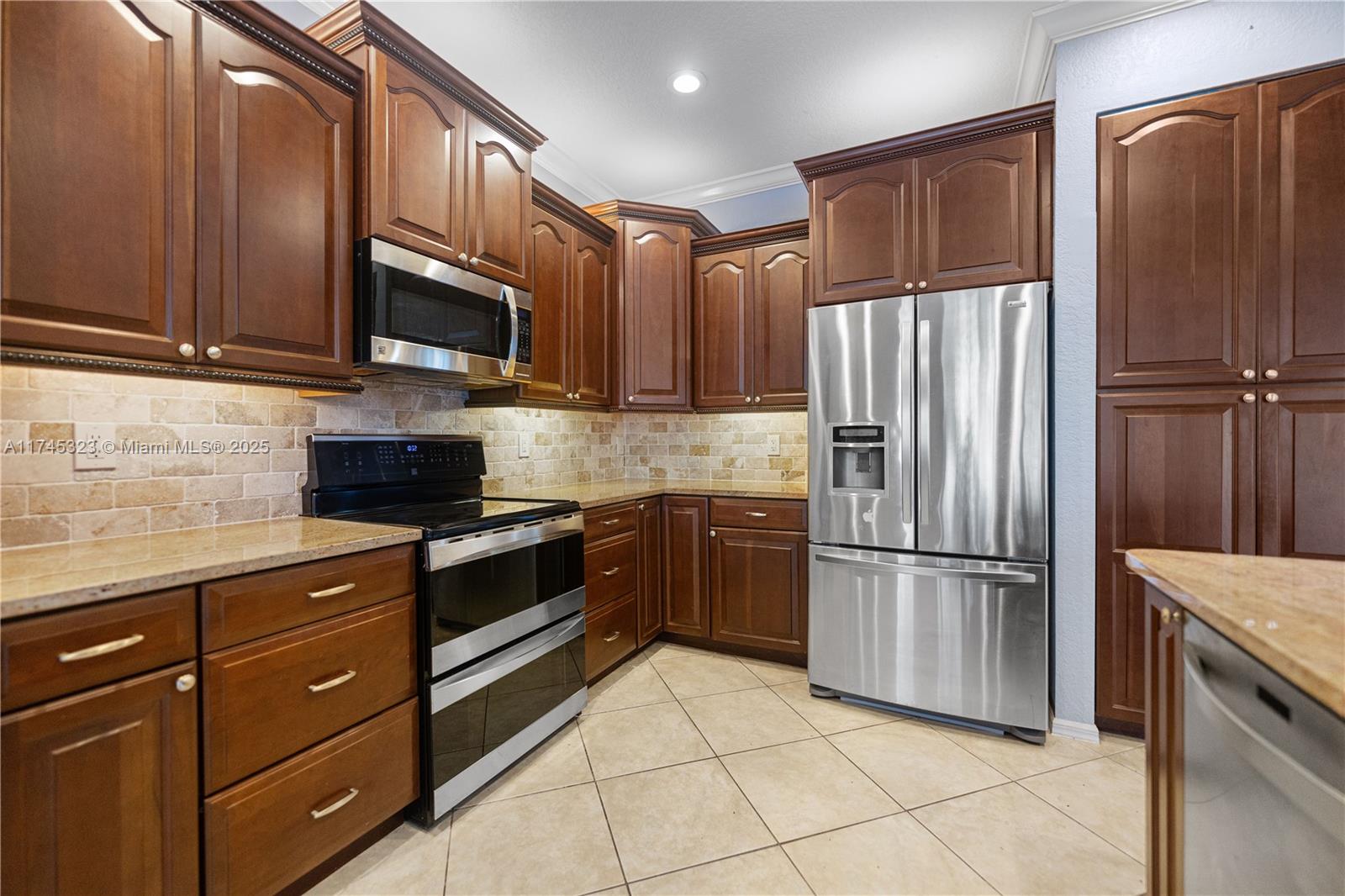 SILVER SHORES (PARCELS A - Residential Lease