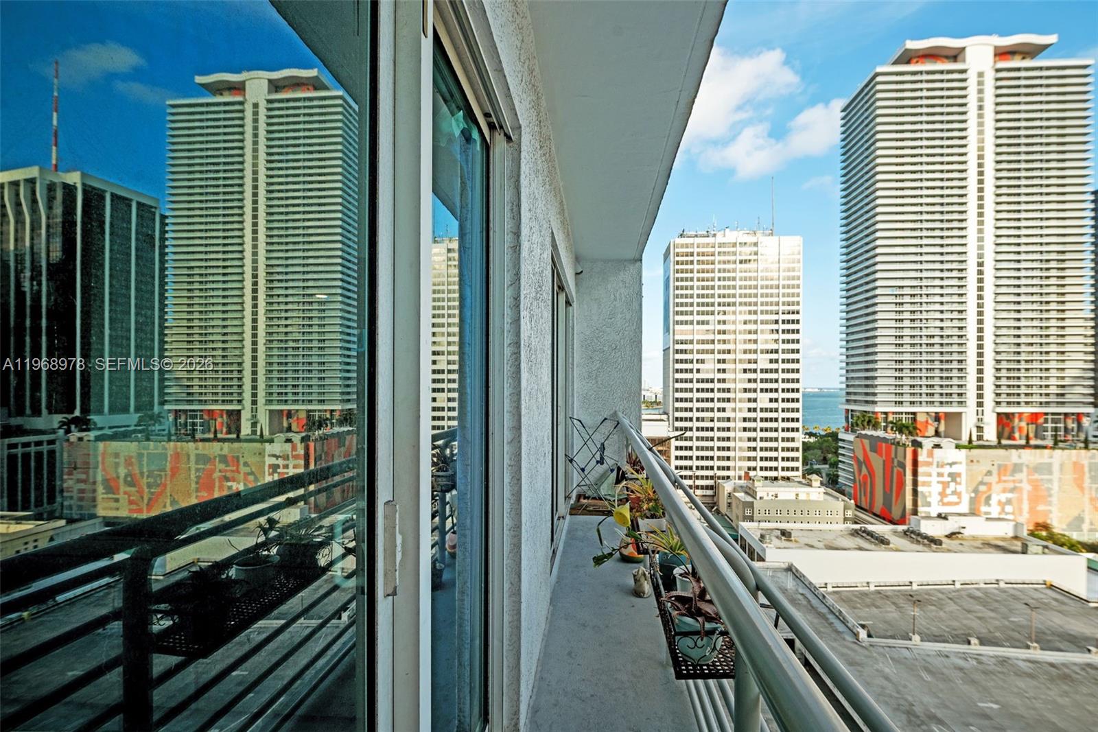 THE LOFT DOWNTOWN II COND - Residential