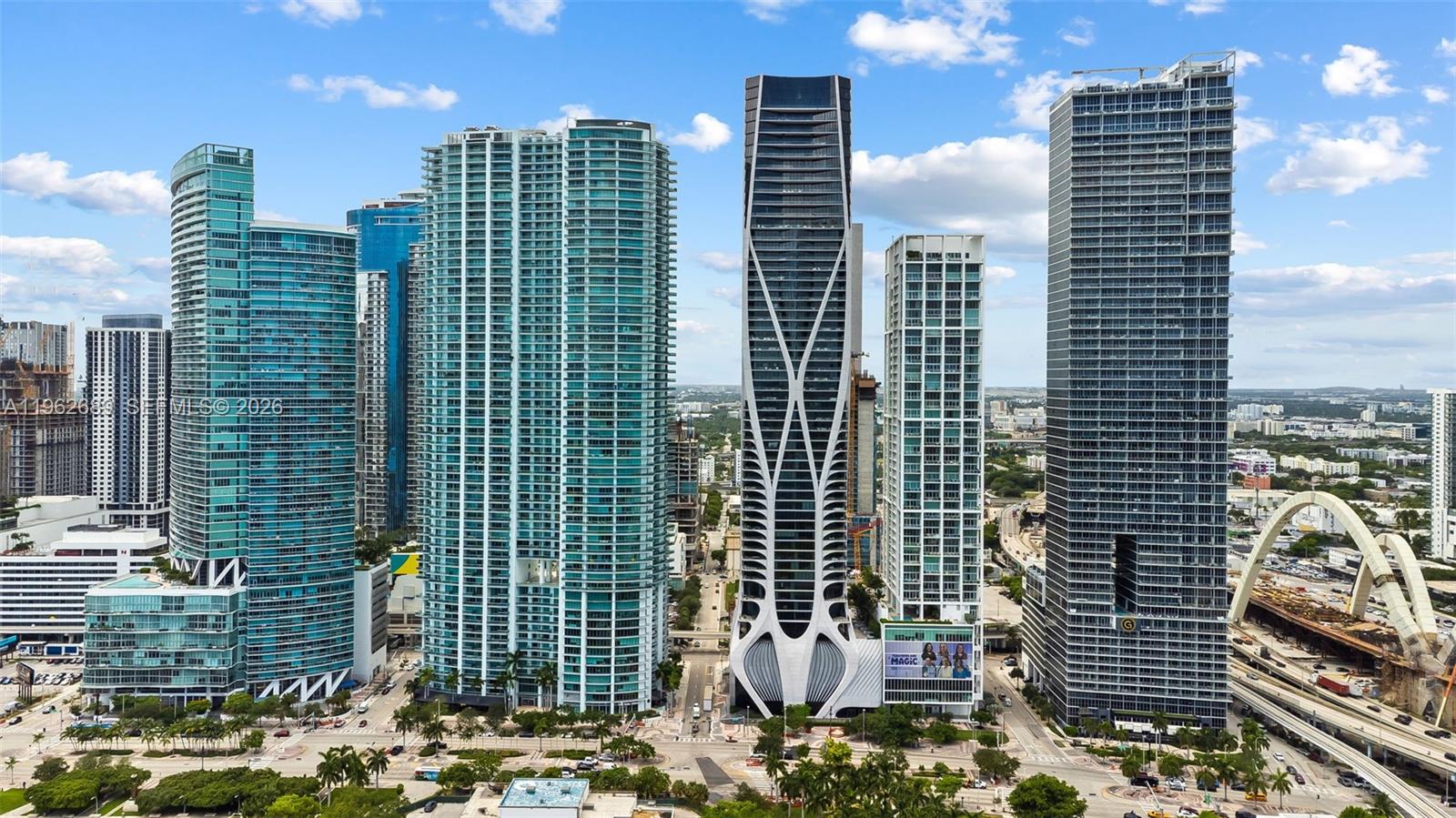 MARQUIS CONDO - Residential