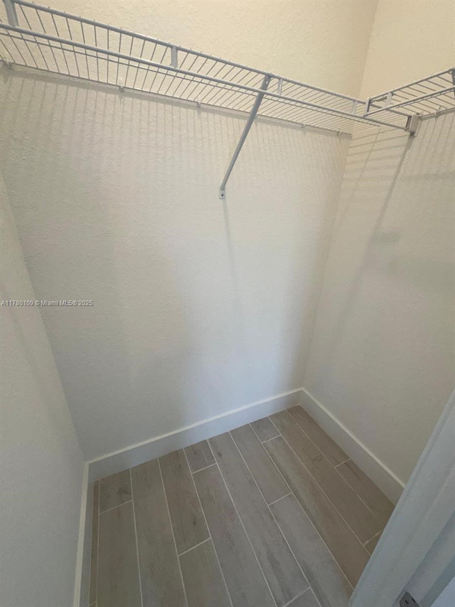 MERRICK SQUARE - Residential Lease