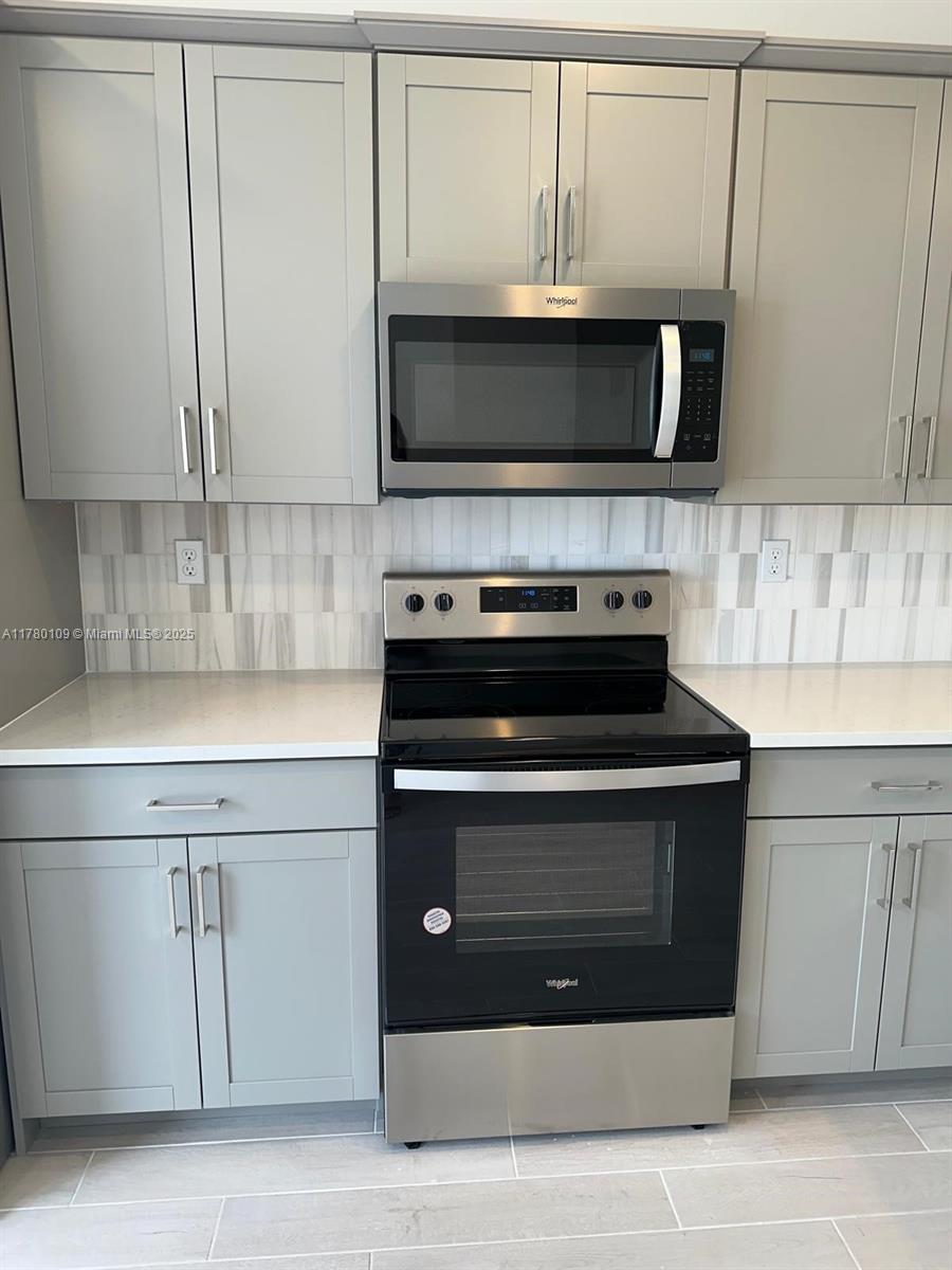 MERRICK SQUARE - Residential Lease