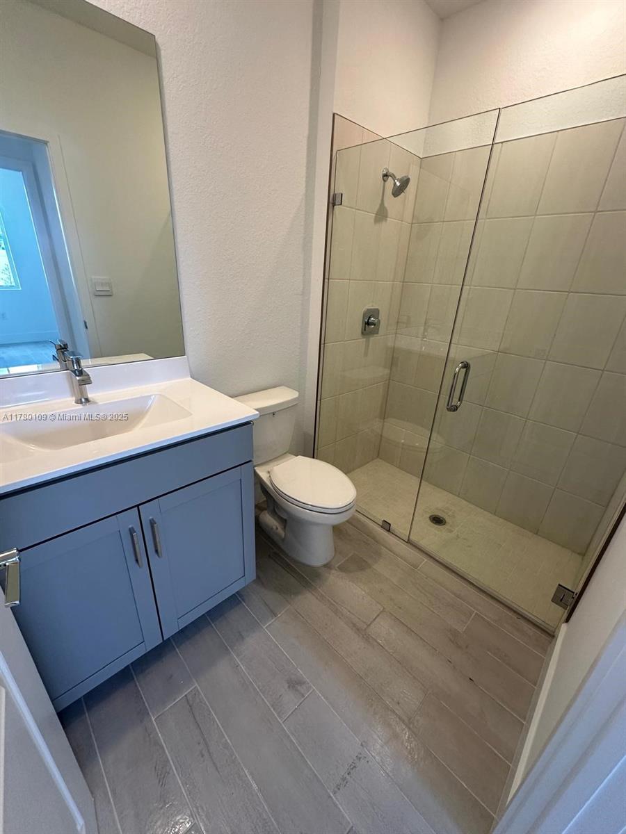 MERRICK SQUARE - Residential Lease
