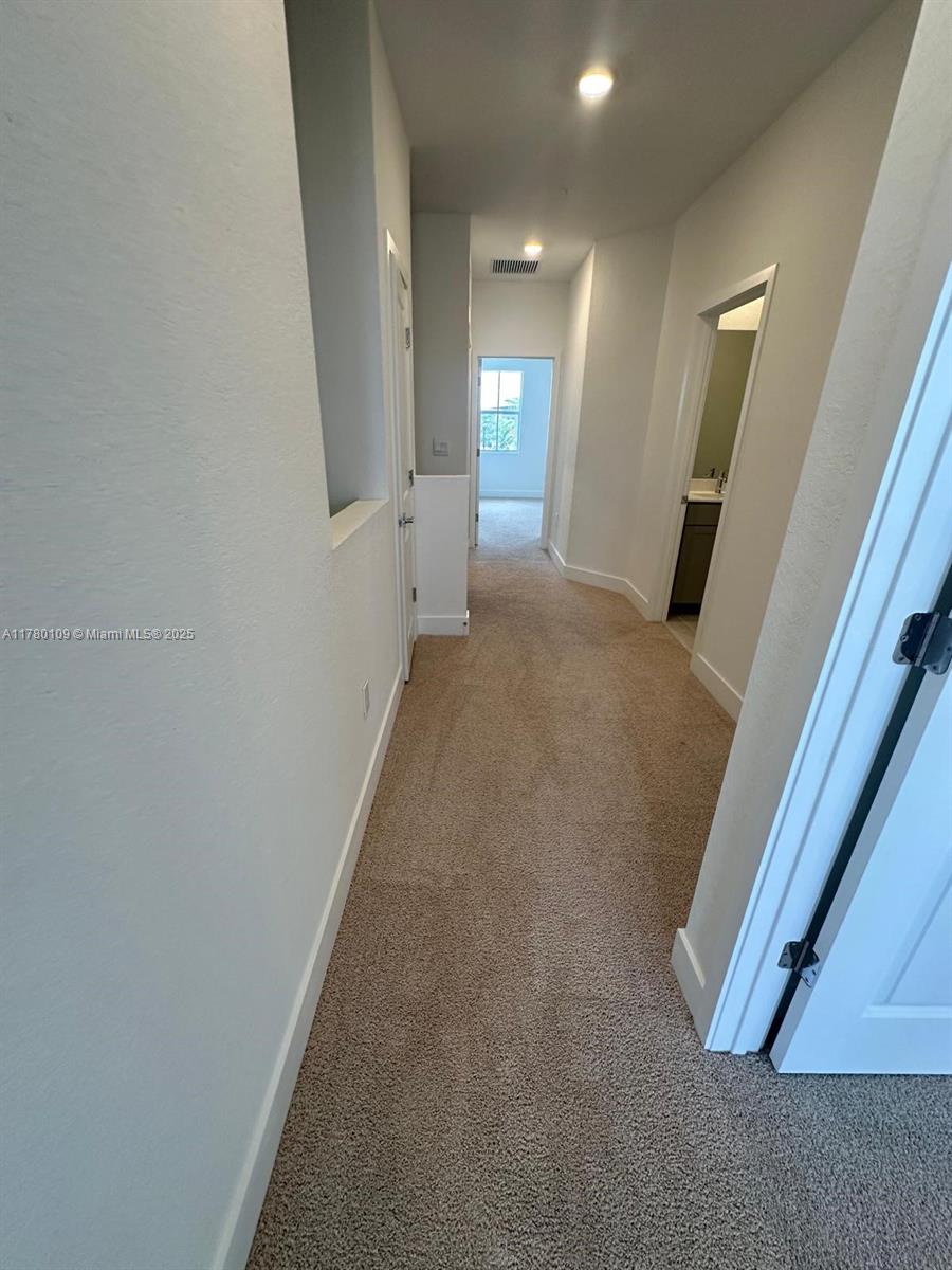 MERRICK SQUARE - Residential Lease