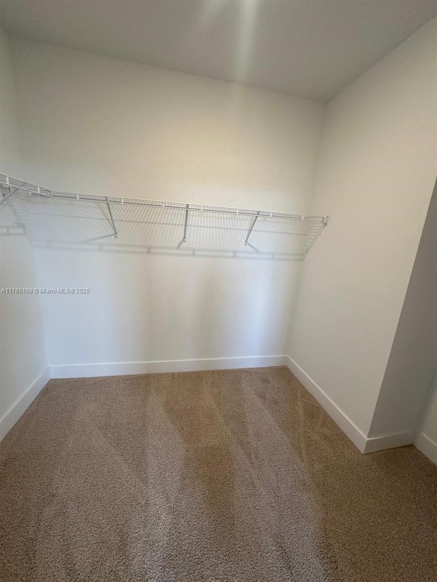 MERRICK SQUARE - Residential Lease