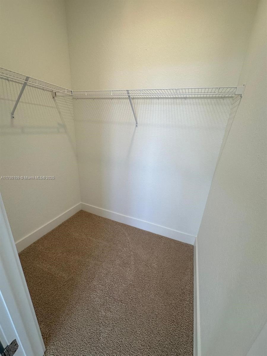 MERRICK SQUARE - Residential Lease