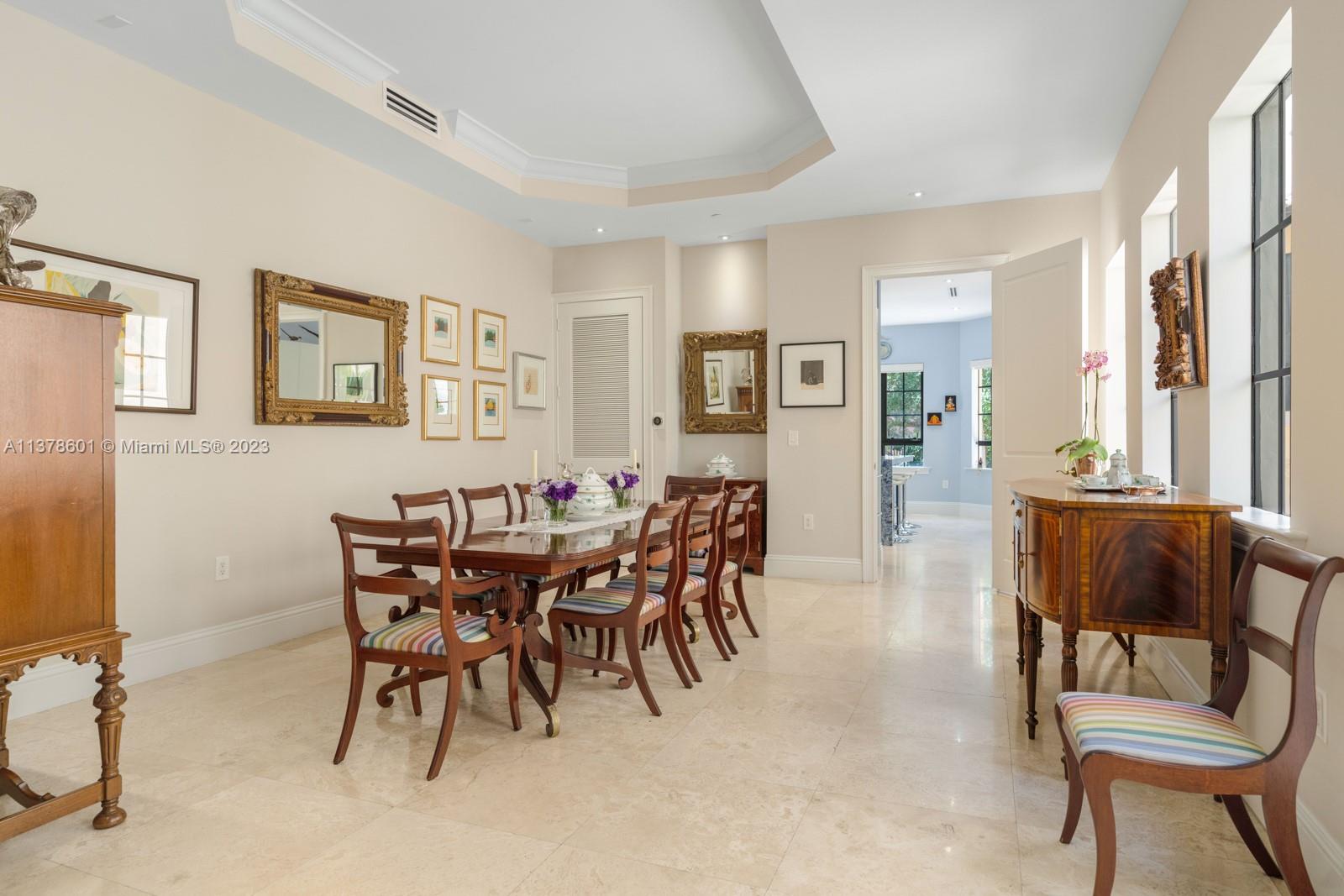CLOISTERS ON THE BAY COND - Residential