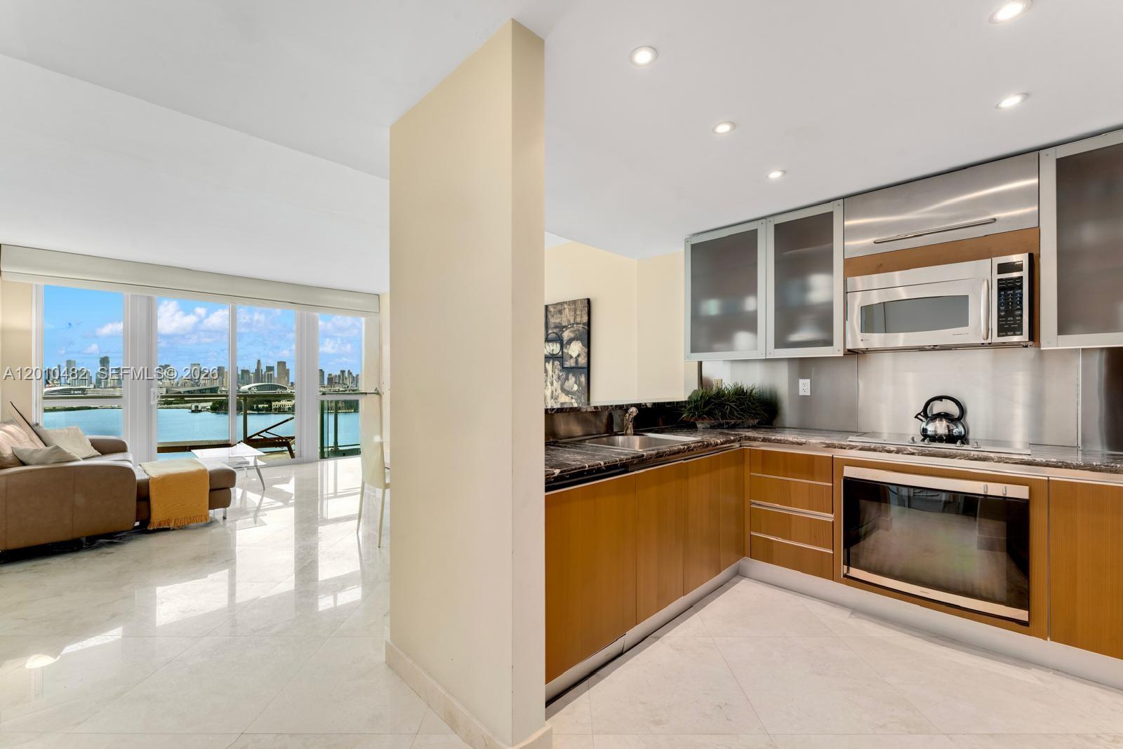 THE BENTLEY BAY CONDO - Residential