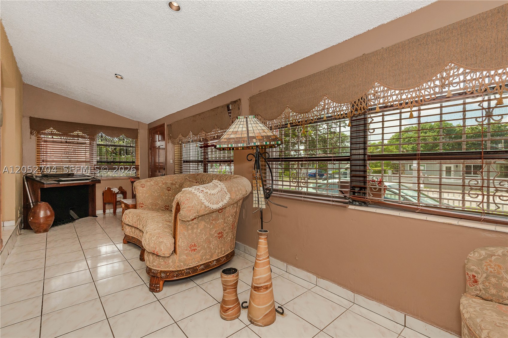 DEAL GARDENS - Residential