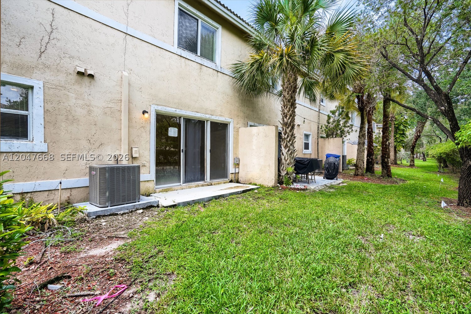PEMBROKE ISLES 1 - Residential