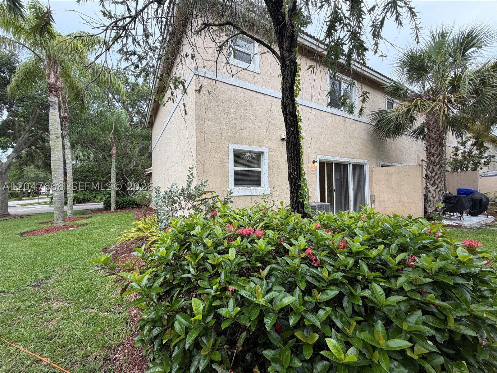 PEMBROKE ISLES 1 - Residential