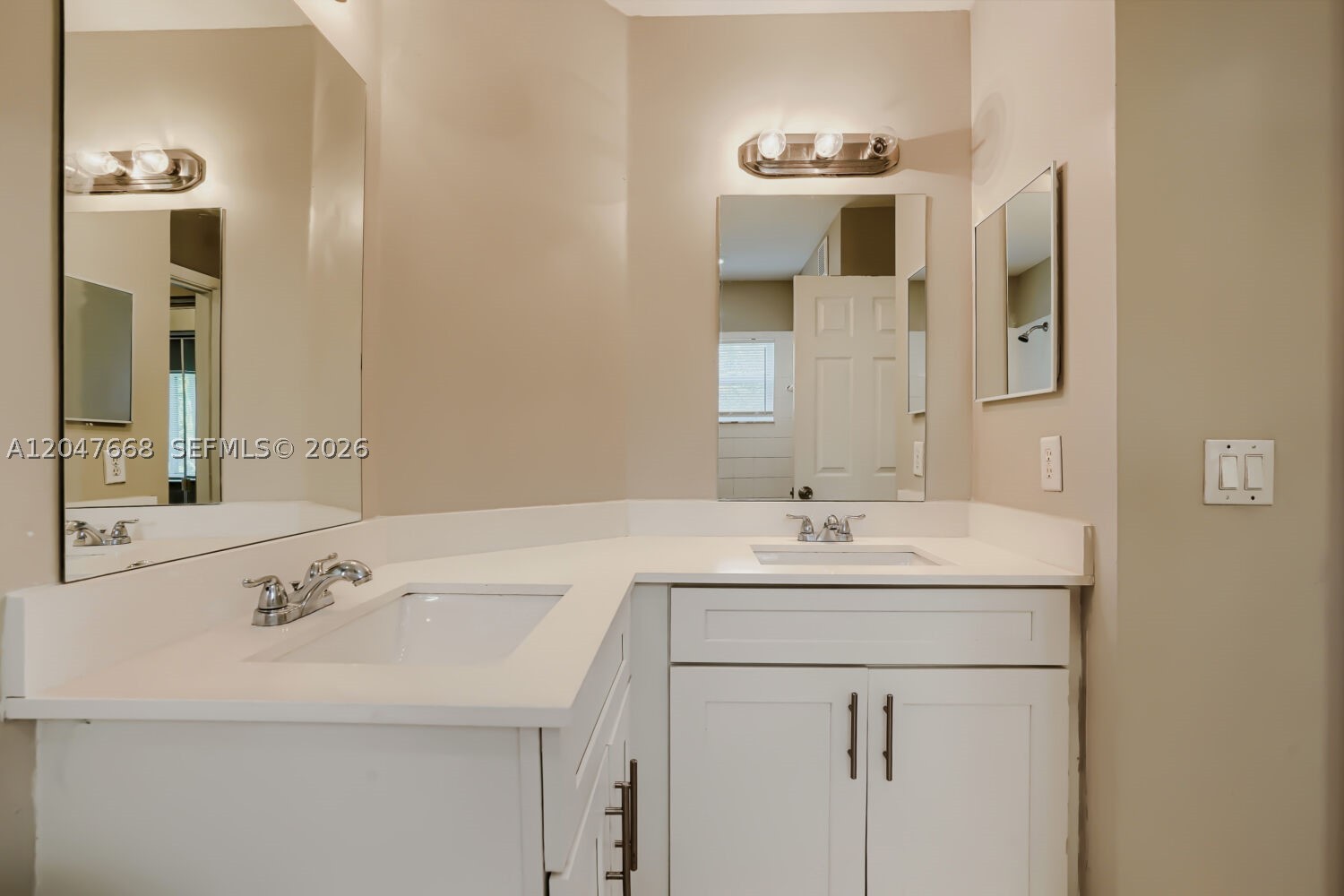 PEMBROKE ISLES 1 - Residential