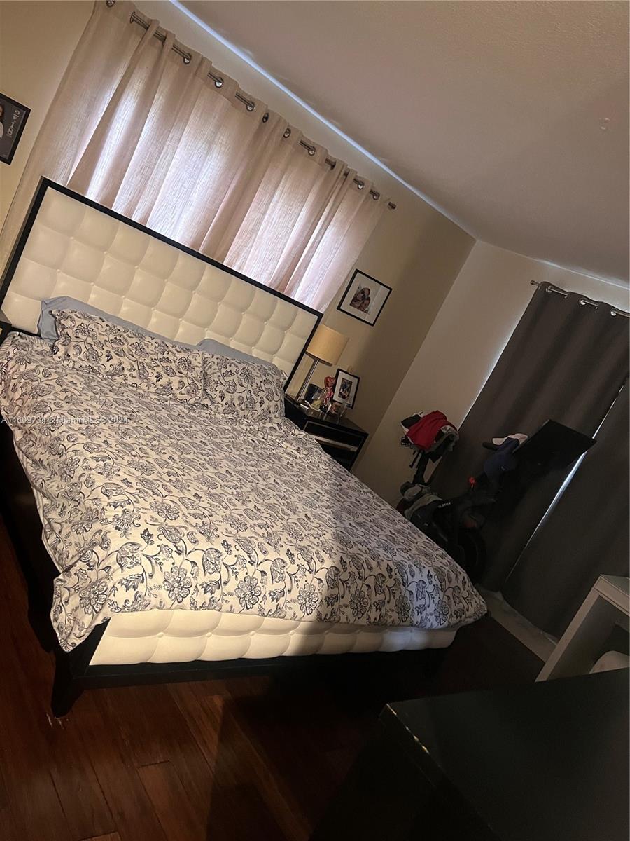 MEADOWBROOK CONDO APTS BL - Residential Lease