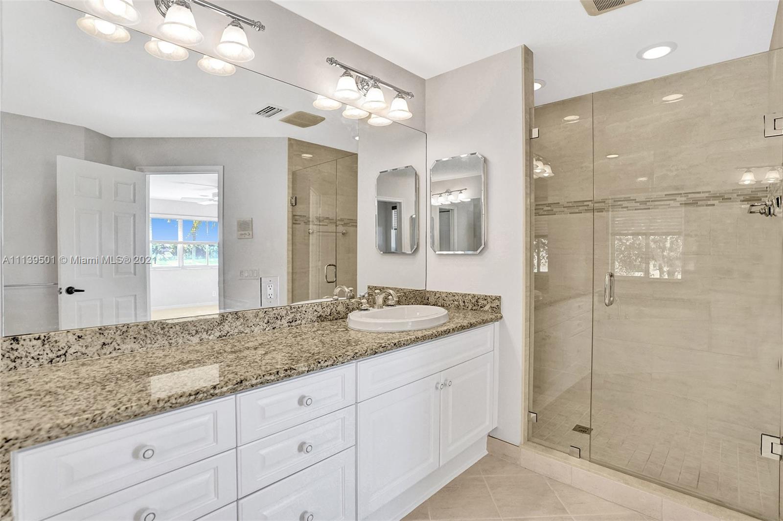 SAVANNA - THE COVE - Residential