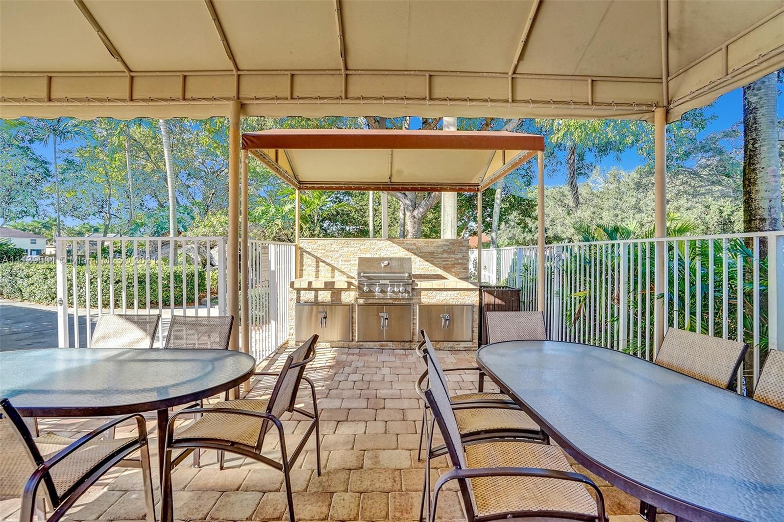 SAVANNA - THE COVE - Residential