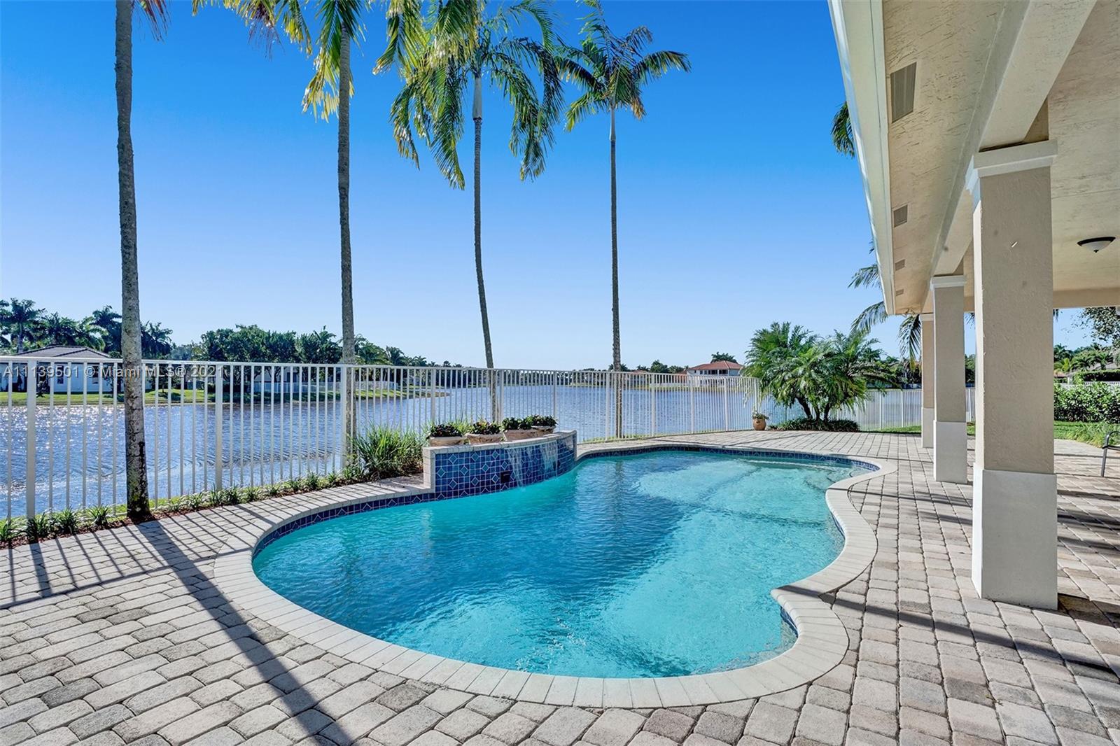 SAVANNA - THE COVE - Residential