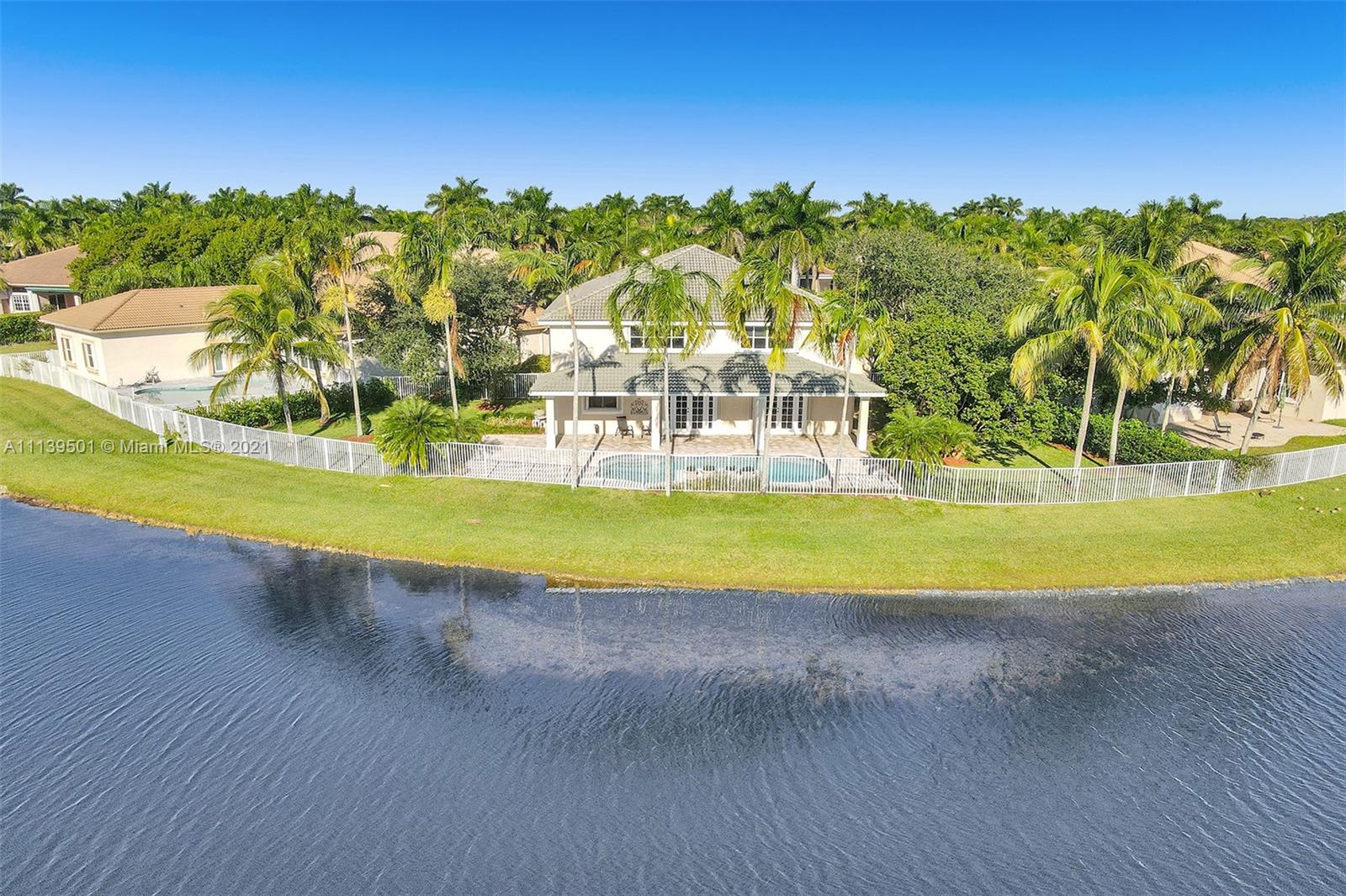 SAVANNA - THE COVE - Residential
