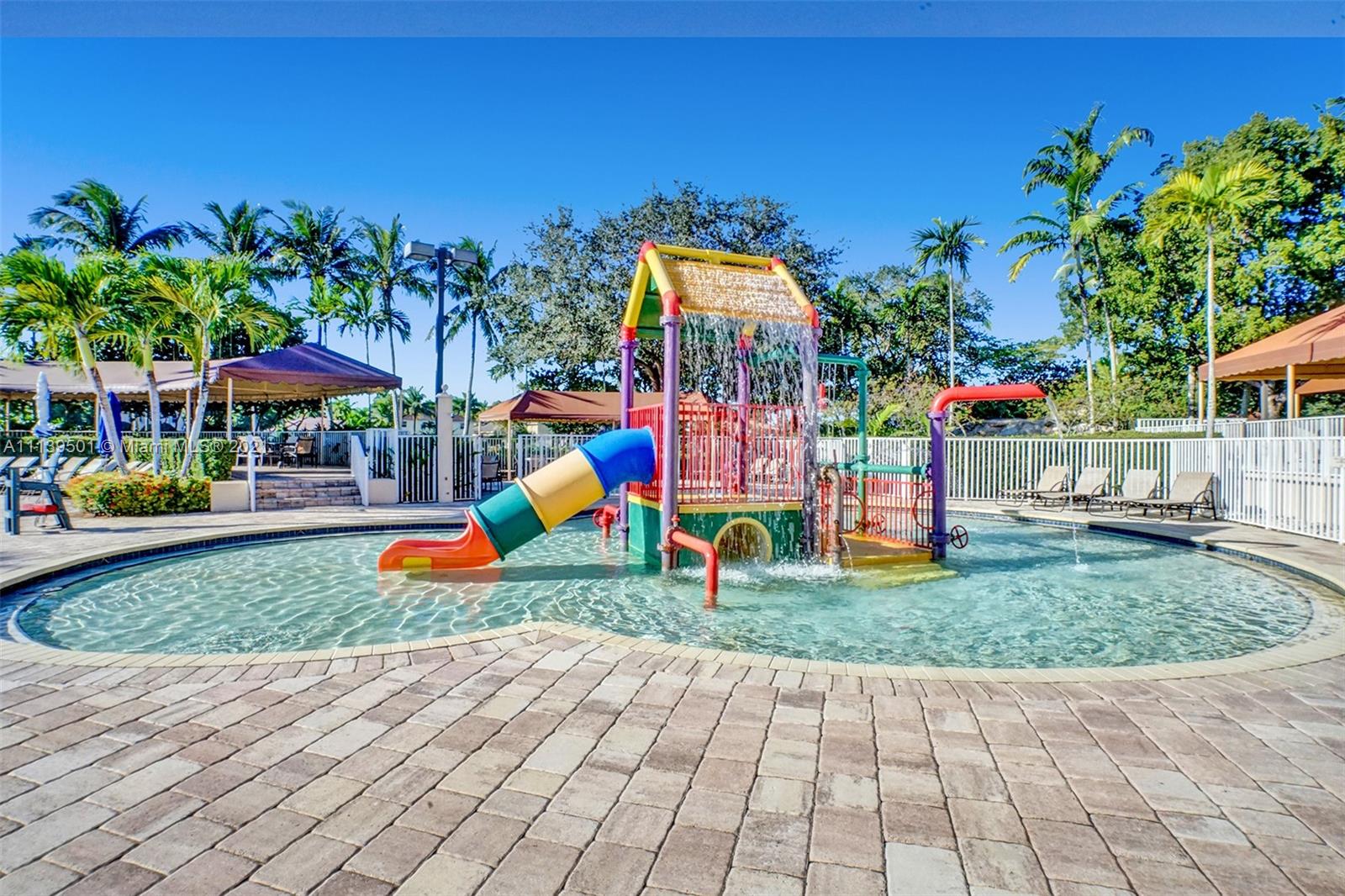 SAVANNA - THE COVE - Residential