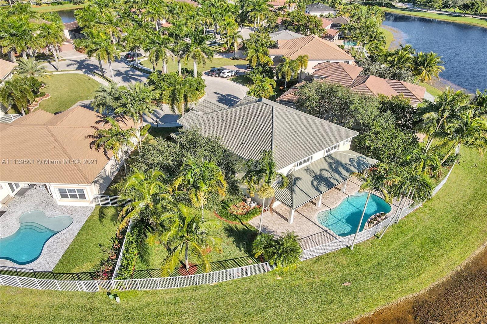 SAVANNA - THE COVE - Residential