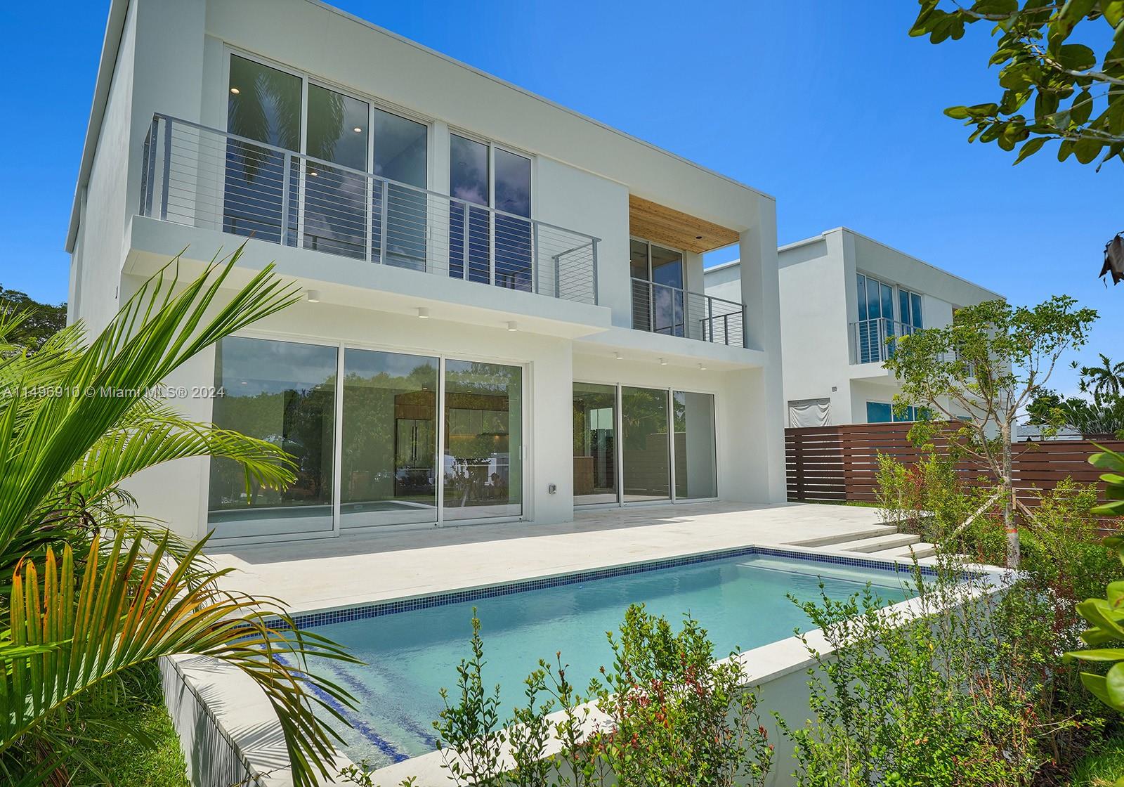CROISSANT PARK RIVER SEC - Residential