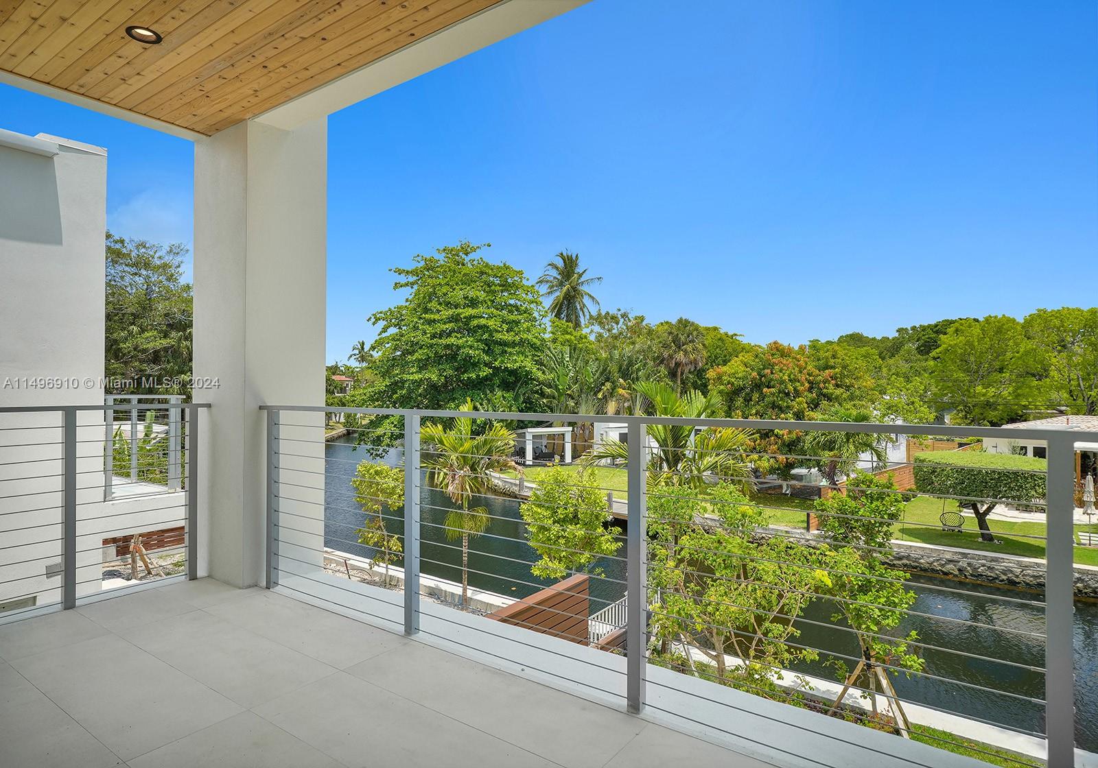 CROISSANT PARK RIVER SEC - Residential