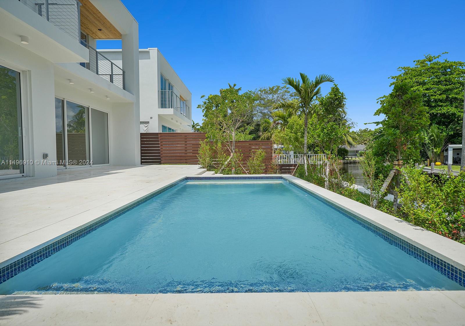CROISSANT PARK RIVER SEC - Residential