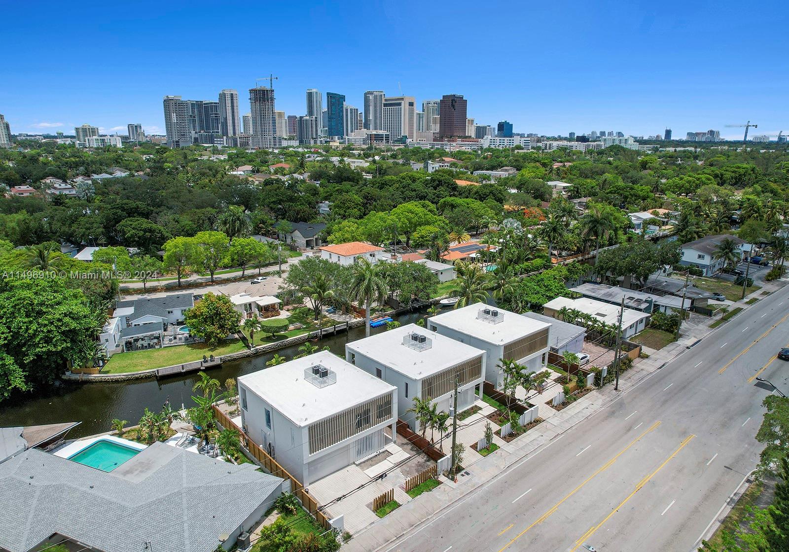 CROISSANT PARK RIVER SEC - Residential
