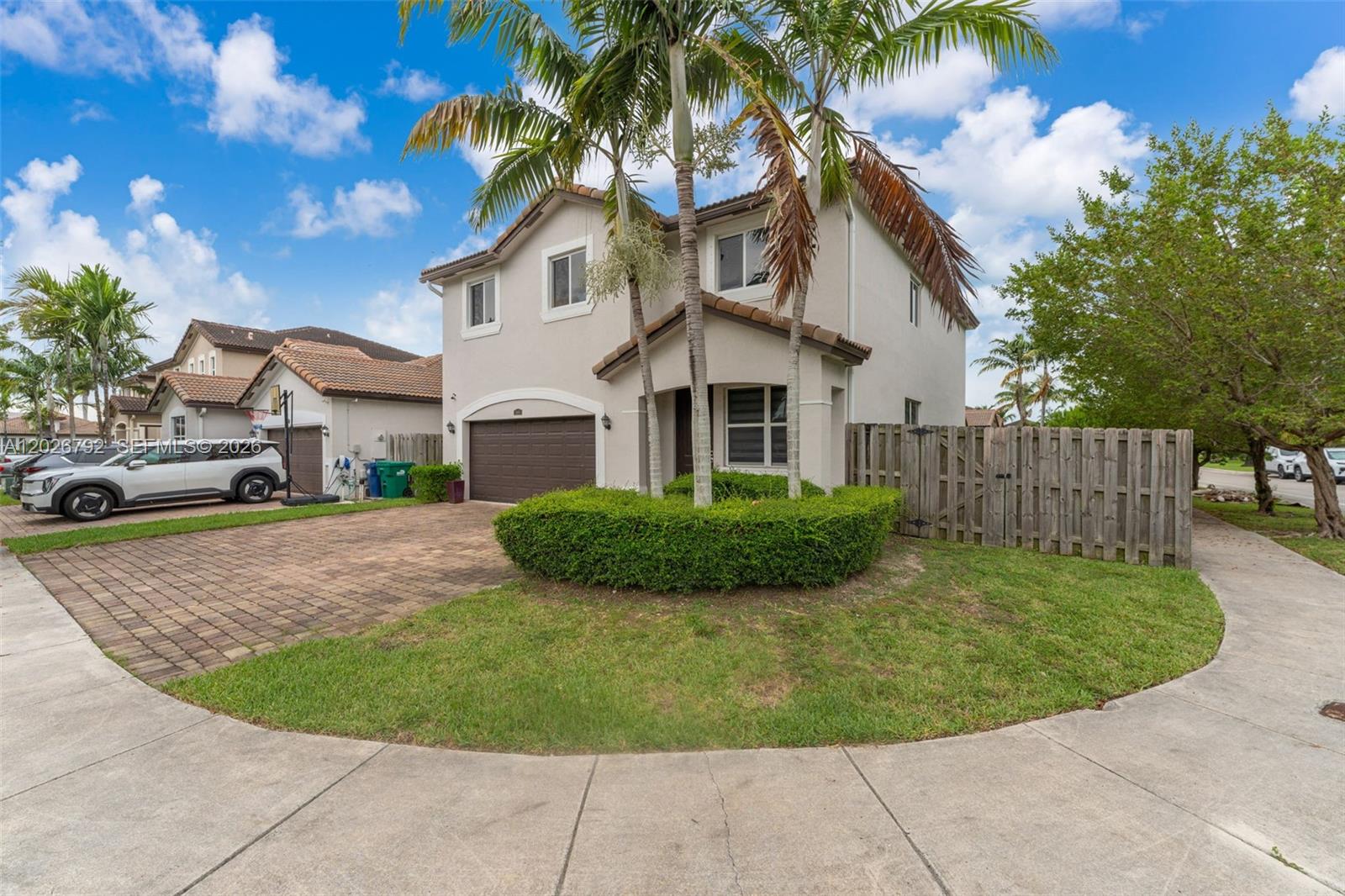 HEMINGWAY POINT - Residential