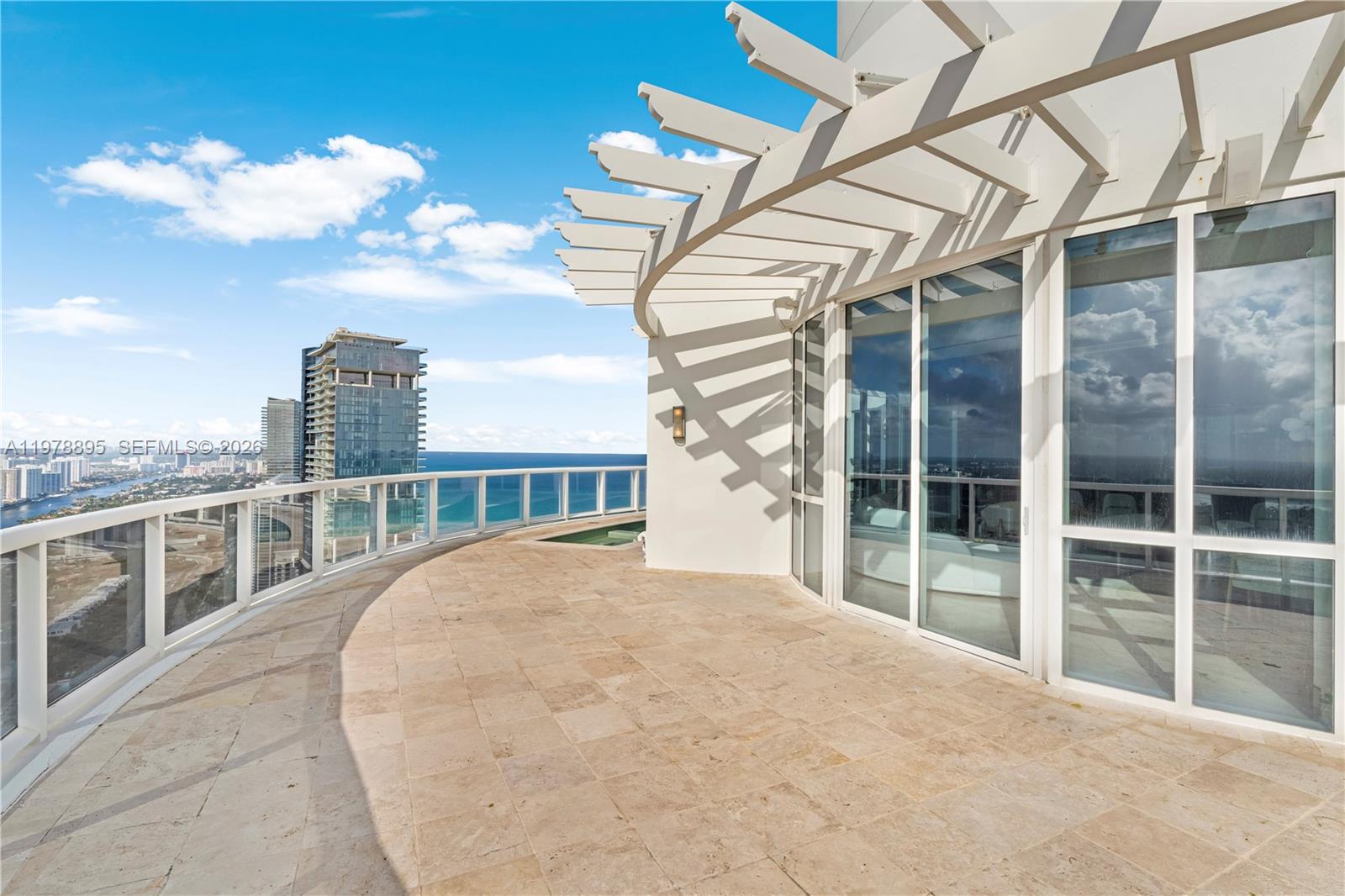 TRUMP ROYALE CONDO - Residential