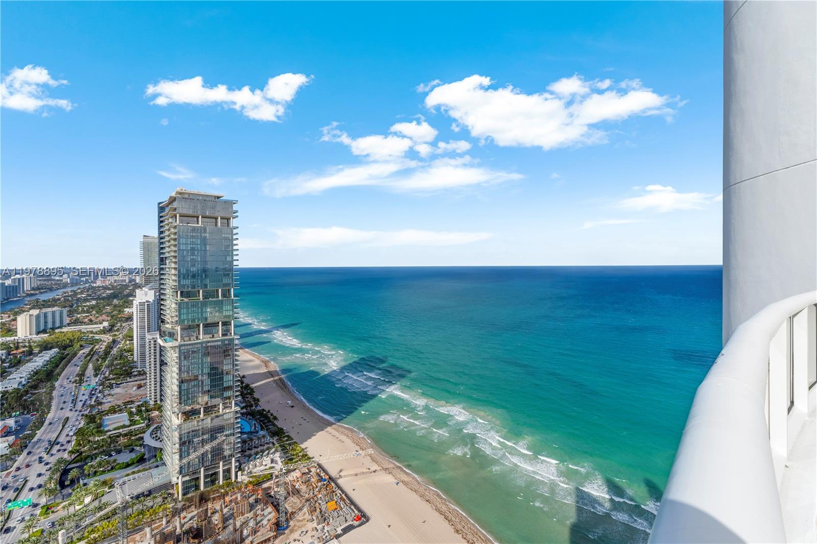 TRUMP ROYALE CONDO - Residential
