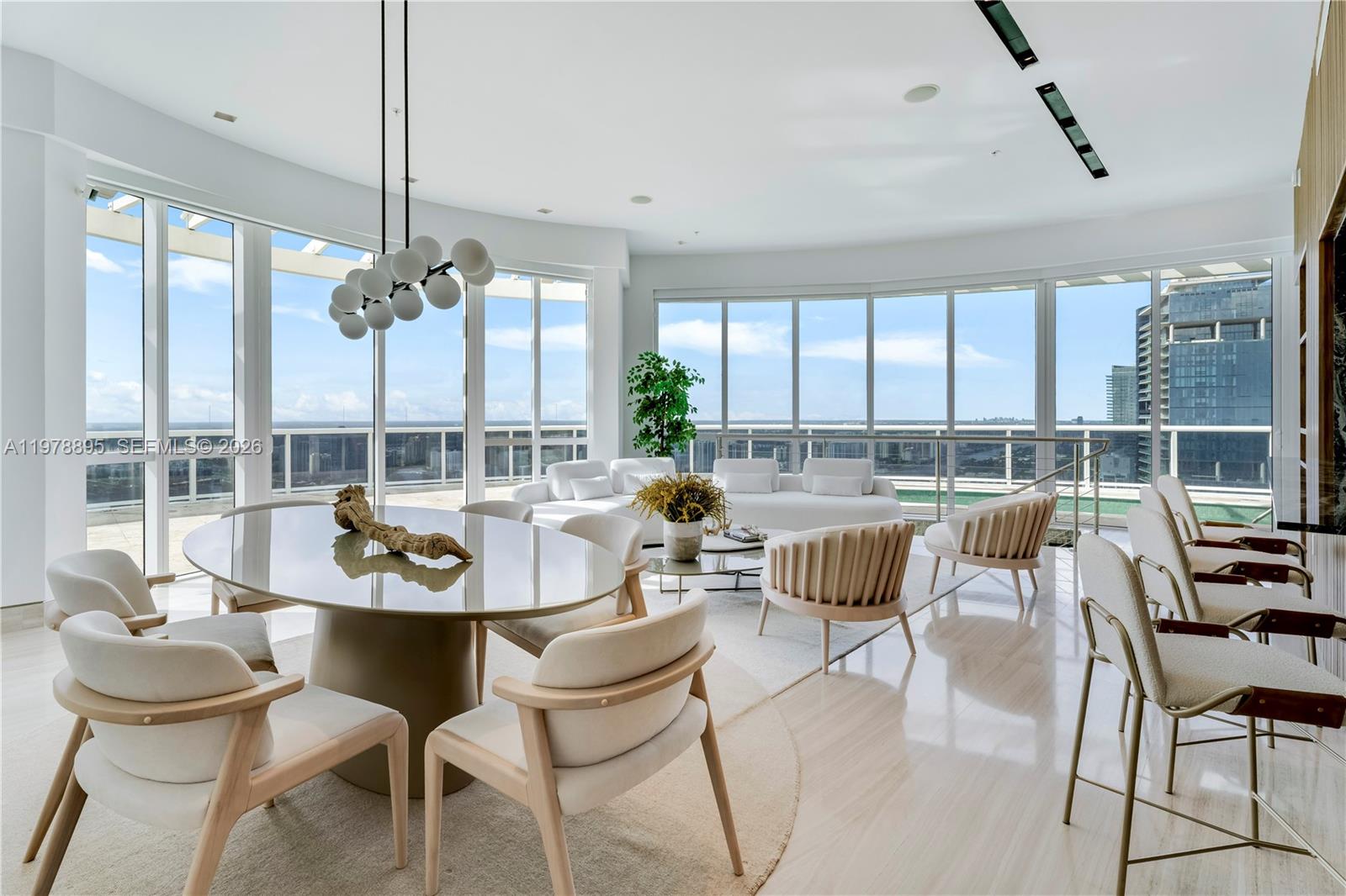 TRUMP ROYALE CONDO - Residential