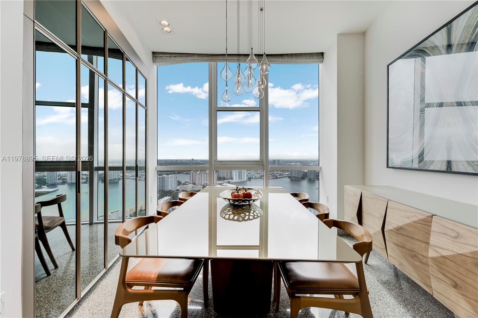 TRUMP ROYALE CONDO - Residential